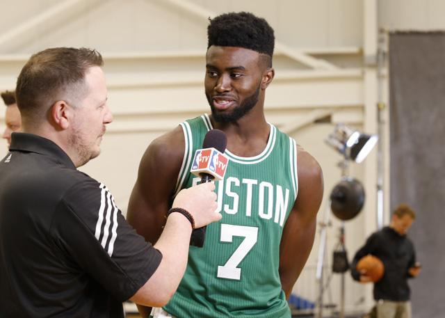 他与不同领 他与不同领