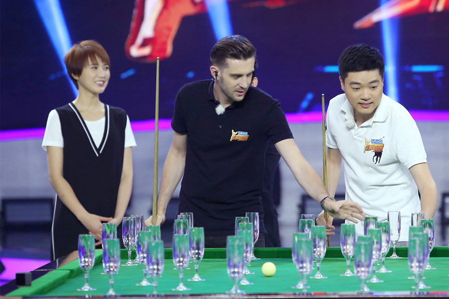 化为话题资 化为话题资