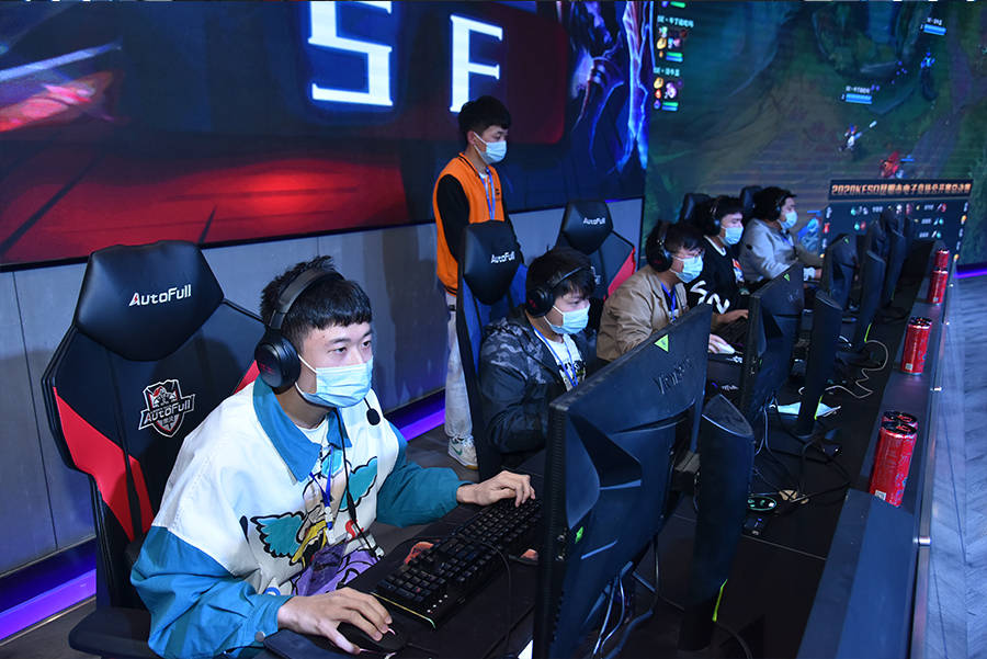 而你仅有弱 而你仅有弱